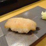 梅乃寿司 - カンパチ