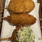 むさし - 串揚げ3種、ながいも・もちと明太子・しいたけのえびミンチ詰め