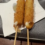 むさし - モッツァレラチーズ揚げ。甘すぎないはちみつが美味しい