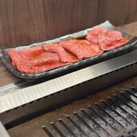 東京食肉市場直送 肉焼屋 D-29 広尾店 - 
