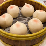 中国食府 双龍居 天満駅前店 - 『寿桃』ひとくち桃まん　650円税込