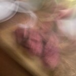 厳選肉と炭火Dining 肉ドシ 居酒屋 - 