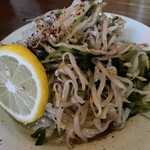 厳選肉と炭火Dining 肉ドシ 居酒屋 - 