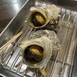 浜焼活貝 いさむ - サザエ焼き