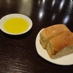 エノテカ・ラ・リコルマ - パン