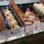 シェ・シバタ - 