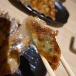 ぎょうざ 歩兵 - 生姜餃子up❤️この薄焼きが堪りません(*´σｰ｀)