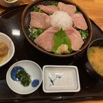 本家鮪屋 伊豆高原本店 - 頭部炙燒丼定食