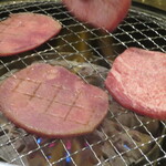 やきにく 燈火園 - 