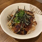 うなぎ家 しば福や - 最初は 普通に 薬味を のせて 頂きました♪ 1口食べたら感動✧︎*。