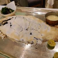 フォーシーズン - 鳴門の鯛の塩釜焼き