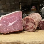 commedia - めちゃくちゃ美味しい生ハム達の大集合