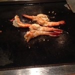 Okonomiyaki Monja Midori Teppan Dainingu - 抜群にうまい海老のガーリック炒め