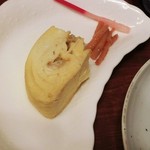 酒仙房　金生 - ＜2014年6月＞女子会～(^○^)。うまき、280円。ウナギは少ないけれど出し巻きでも280円は安いんじゃないかな？半分食べてます～～('◇')ゞ　付け合せはゴボウの煮たの。