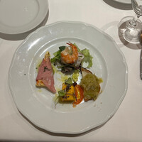 マンジャーモ - 