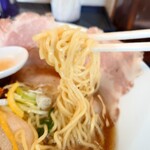 らぁ麺げんてつ - 2025年２月　麵持ち上げ