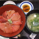 焼津さかな工房 - マグロの三色丼　めっちゃおいし～～