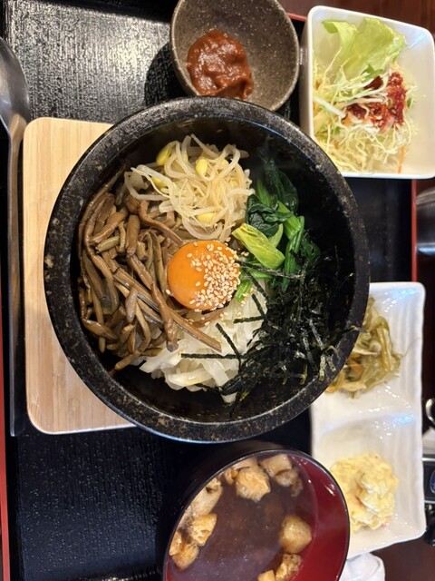 Annyeonghaseyo photo 2