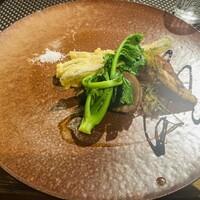 篝日 - （本日のお肉料理）
                    子羊の煮込みとロースト ～バルサミコソース フリッター添え