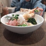 地粉うどん わだち草 - 