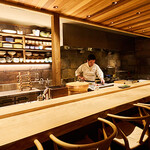 おおさかもん料理 鮨 守屋 - 店内