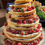 西鉄グランドホテル - 迫力の手造りウェディングケーキ