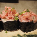 海鮮創作 くり木 - まぐろたっぷり とろタク巻