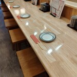 進化系大衆酒場 てんこち - カウンター席
