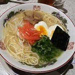 Fureai Karuizawa - 佐賀とんこつラーメン580円（税別）