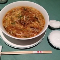 中国料理 桃李 - 酸辣湯麺（1400円）
