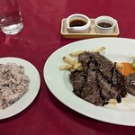 和牛熟成牛とシチリアワイン せいとう - 写真３