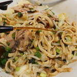 ラーメン二郎 - 赤酢投入～♪