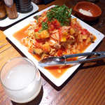 地酒喝采 かも蔵 - 冷製トマトスパと濁り酒。こんな組合せを試せるのも、この店ならでは♪