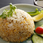 Cow Pat Phu <Thai scented rice with lettuce fried rice with crab meat>