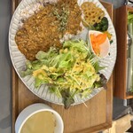 ツキガワドライブイン - 