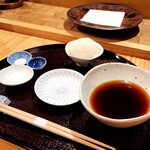 天ぷら浅沼 - カウンターセッティング