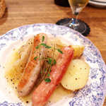 カフェ エ バール ドゥー - アルザス風シュークルート（￥734）。ザワークラウトにじゃがいも、ウインナーの組合せ