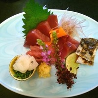 鰻割烹 伊豆栄 本店 - かつおのお刺身