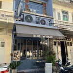 Blue Whale Maharaj - 外観