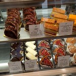 パティスリー イル・プルー・シュル・ラ・セーヌ - 