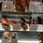 パティスリー イル・プルー・シュル・ラ・セーヌ - 