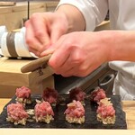 鮨 富かわ - トリュフに金箔♪ 贅沢な トッピング