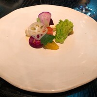 ラ・ボンヌターブル - １皿目　美味しいお野菜