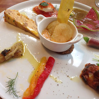 PASTA HOUSE AWkitchen FARM 多摩センター店 - 3050円のコース。前菜盛り合わせ。