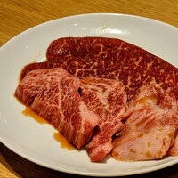ビーフキッチン 渋谷店 - 中落ちカルビのサムギョプサル、リブマキ、カメノコ