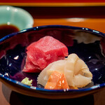 礼讃 - 銚子本鮪　北海道野付生ホタテ、ヒモ、肝　真妻山葵