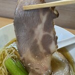 中華そば 深緑 - 「羅臼昆布と鰹節の中華そば」のもろみポーク (バラ)
      2025年2月17日