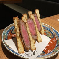焼肉 うしみつ 恵比寿本店 - 厳選ヒレのブリオッシュサンド