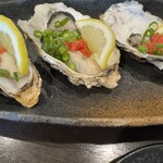 馬肉と牡蠣 かつぺい 屋根裏 - 