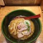 焼きあご塩らー麺 たかはし 新宿本店 - 